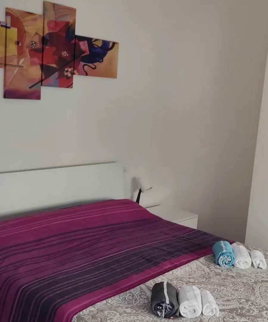 Holiday home Lago Maggiore Lake Me Home Apartment Sesto Calende Italy